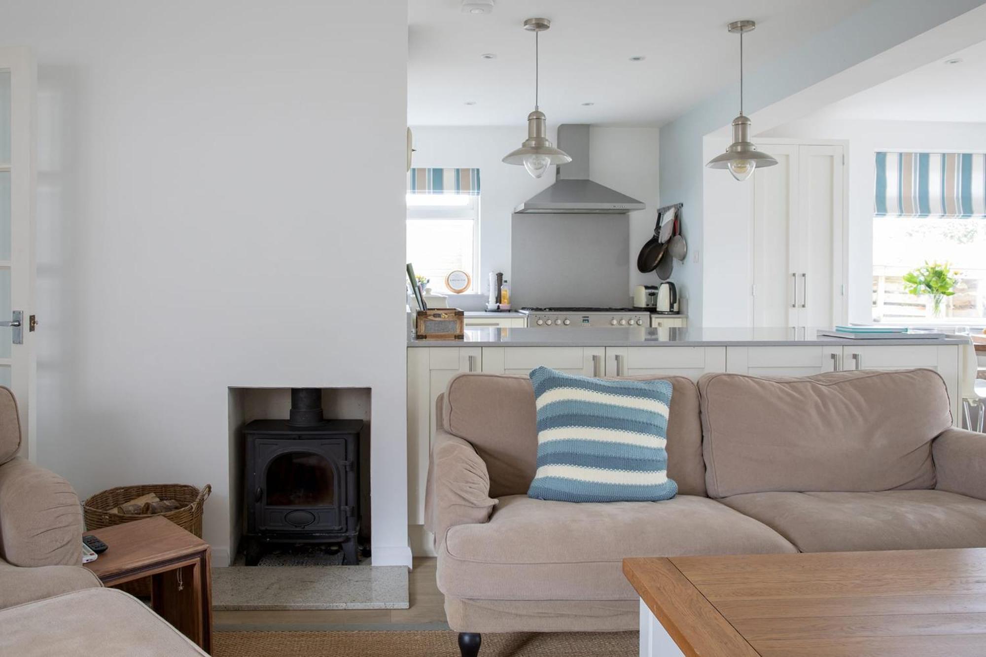 Family Seaside Retreat - 5 Minutes To Beach West Wittering Exterior foto