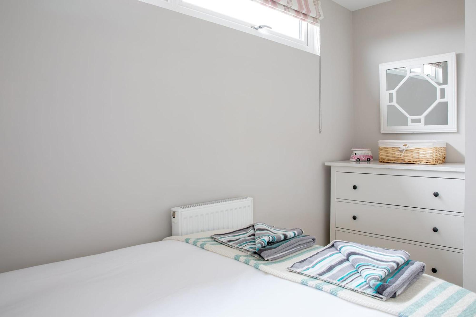 Family Seaside Retreat - 5 Minutes To Beach West Wittering Exterior foto
