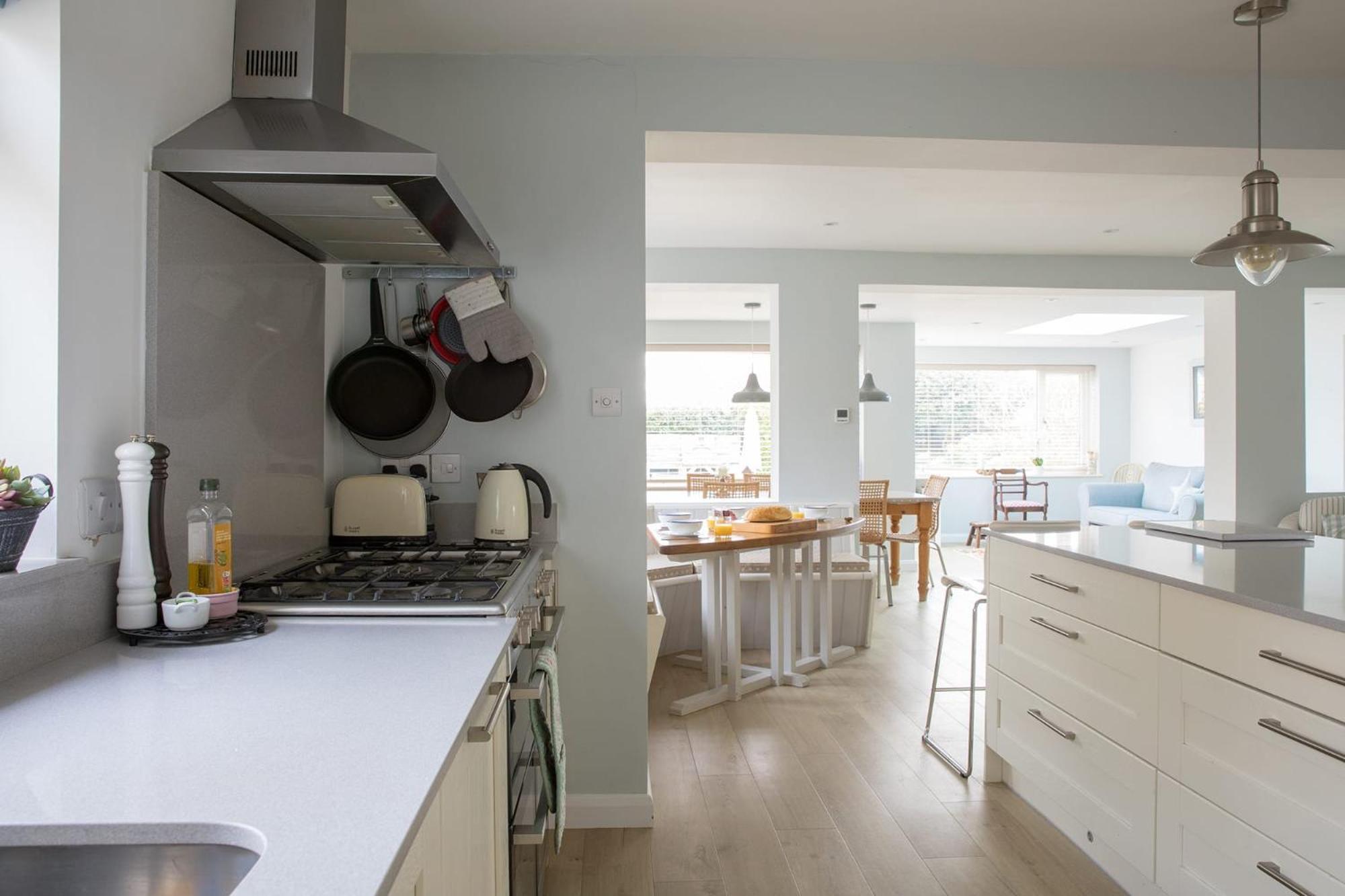 Family Seaside Retreat - 5 Minutes To Beach West Wittering Exterior foto